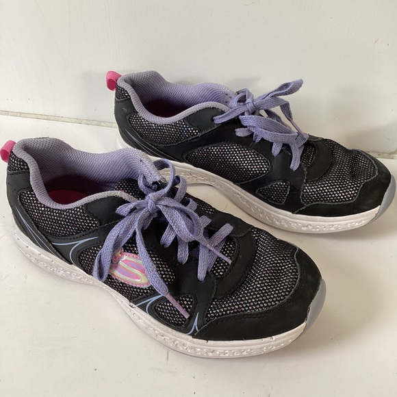 SKECHERS glittery/ metallic sneakers (#3s345) - Picture 3 of 9